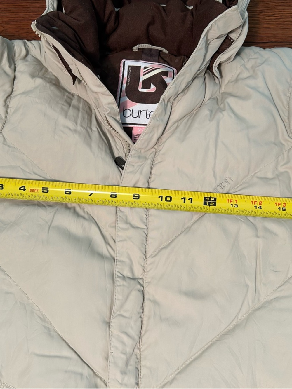 Burton Long Women's 30 % Down Puffer Coat in Light Beige with Brown Lining - Picture 7 of 8